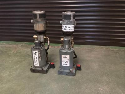 Overzichtsfoto van Jungheinrich AV3027-2 Hydraulische cilinders (2x)