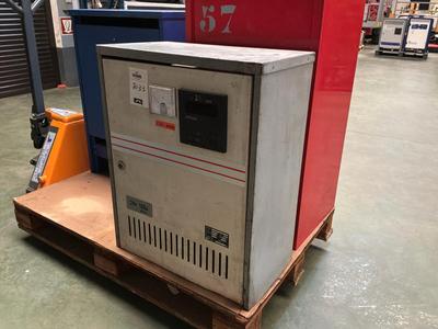 Overzichtsfoto van Intronic Acculader