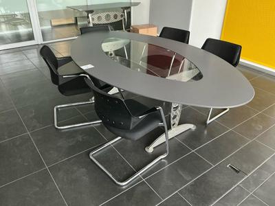 Overview picture of Conference table