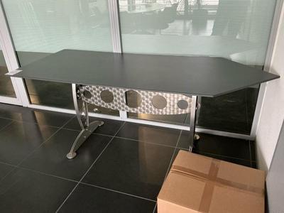 Photo d'aperçu de Desk