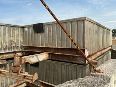 Immagine panoramica di Stainless steel transport bin