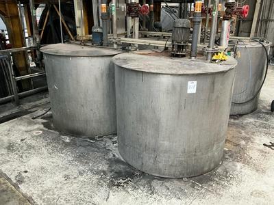 Photo d'aperçu de Dose 5647M2/4/96 Stainless steel mixing tank (2x)