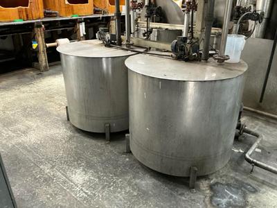 Photo d'aperçu de Dose 3864M7 Stainless steel mixing tank (2x)