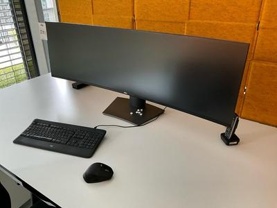 Immagine panoramica di IT setup
