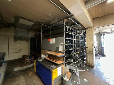 Overview picture of Various metal stock