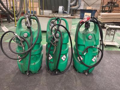 Overview picture of Emiliana Serbatoni Mobile plastic fuel storage tanks (3x)