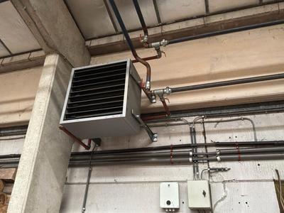 Overview picture of Jaga AV industrial air heater (2x)