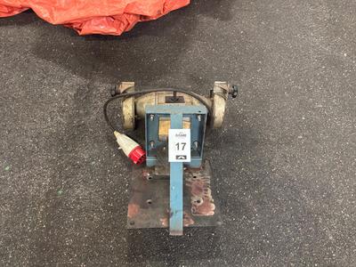 Overview picture of Metabo 7206 double grinding mill