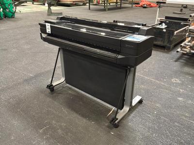 Overview picture of 2013 HP Designjet T520 Plotter