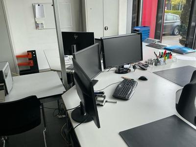 Übersichtsbild von IT setup (5x)