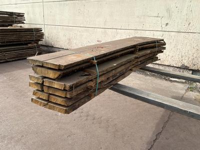 Overview picture of Sawn Tree Trunk Chestnut