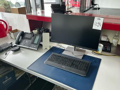 Immagine panoramica di Various IT equipment