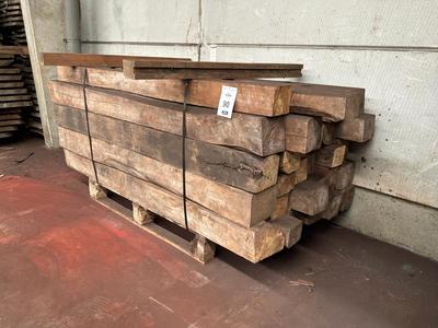 Overview picture of Beams in Teak wood (32x)