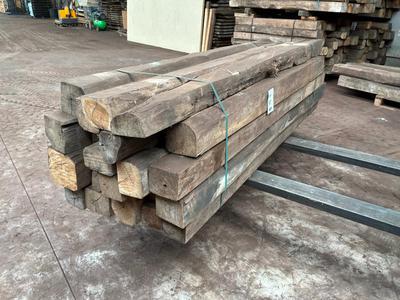 Overview picture of Beams in Teak wood (22x)