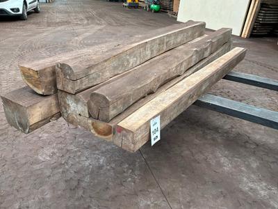 Overview picture of Beams in Teak wood (7x)