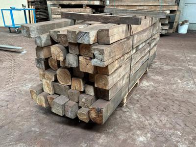 Overview picture of Beams in Teak wood (37x)