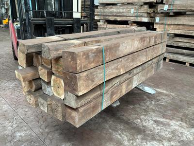 Overview picture of Beams in Teak wood (20x)
