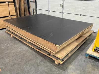 Overview picture of Divese laminated chipboard