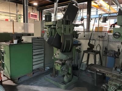 Overview picture of Deckel KF 1R Universal drilling-milling machine