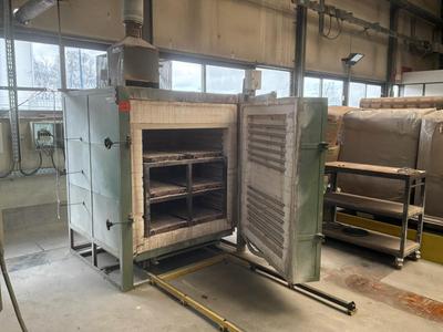 Overview picture of 2002 H&C Fours 1000 Curing Furnace