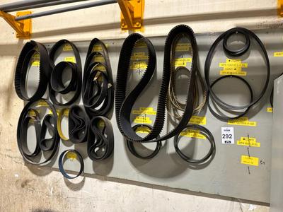 Overview picture of various belt drives