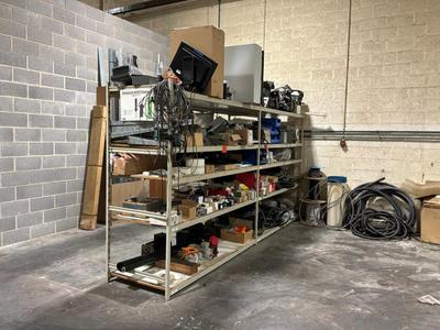 Overview picture of Various electrical components