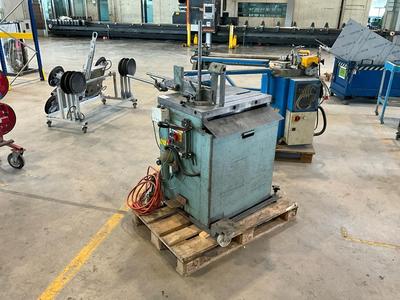 Overzichtsfoto van 1985 Single head cutting saw