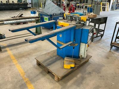 Overzichtsfoto van 1995 Pertici Univer HP 601 Hydraulic sheet notcher