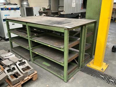 Overview picture of shelving cabinet