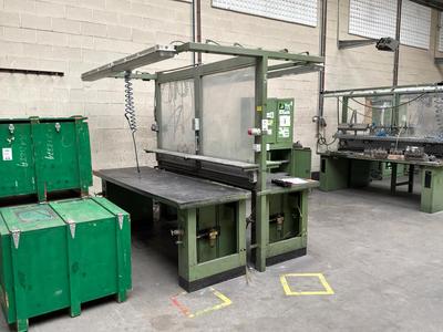 Overview picture of Double workbench