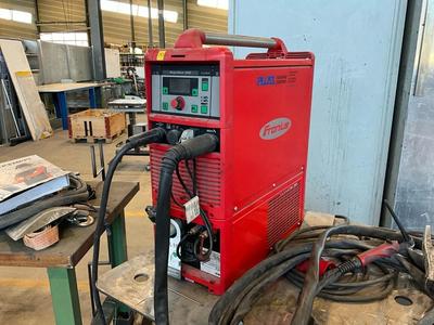 Overview picture of Fronius MagicWave 3000 welding machine