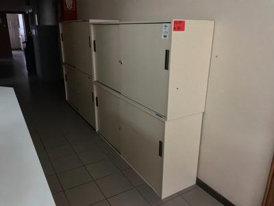 Overview picture of Sliding door cabinet (4x)