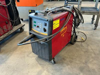 Overzichtsfoto van Selco NeoMig 2400 welding machine