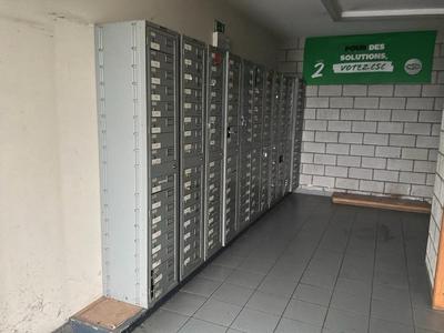 Overview picture of lockers