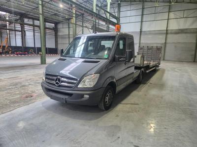 Overview picture of 2010 Mercedes Sprinter Commercial vehicle with trailer