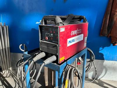 Overzichtsfoto van EWM PICO 230 CEL welding machine