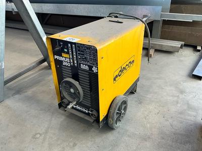 Overzichtsfoto van Deca Primus 260 welding machine