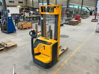 Übersichtsbild von 2016 Jungheinrich EJC 214 electric stacker
