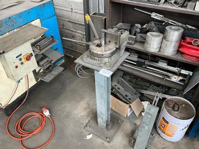 Overzichtsfoto van Walter AuerGressel HB 20 strip bender