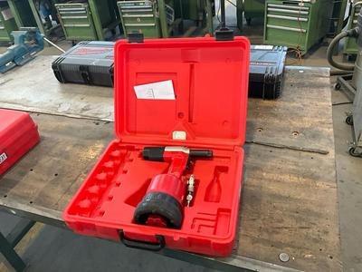 Overzichtsfoto van FAR KJ 45/S Pneumatic rivet gun