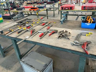 Overzichtsfoto van Various clamps (18x)