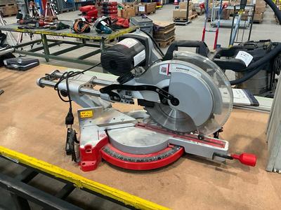 Overzichtsfoto van Holzmann KAP 305JL Mitre saw