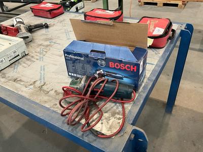 Overzichtsfoto van Bosch GWS 10-125 C Angle grinder