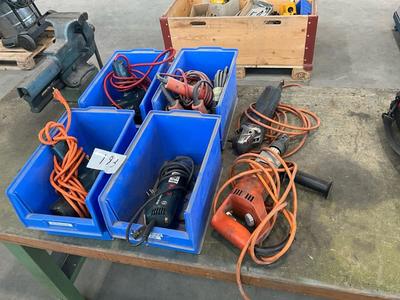 Overzichtsfoto van Various metalworking machinery