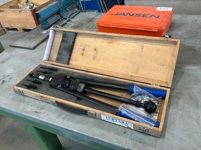 Overzichtsfoto van Tubtara DFS 109. T Manual rivet nut setter