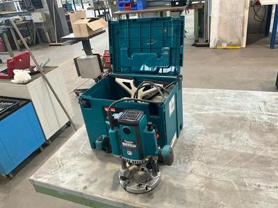 Overzichtsfoto van Makita RP2300FCXJ Milling machine