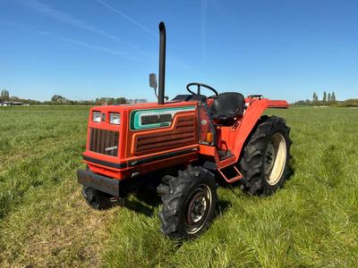 Overview picture of Hinomoto N249 four-wheel drive mini tractor