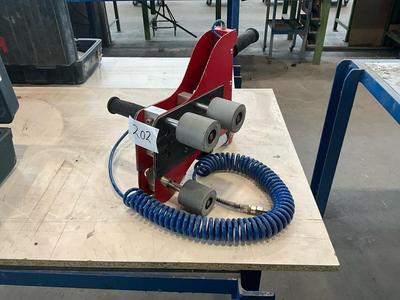 Overzichtsfoto van 3M VHB Pneumatic tape press