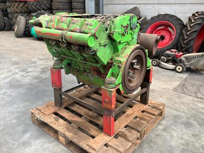 Overview picture of Deutz Fahr V8 - F8L413F engine block