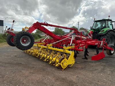 Overview picture of 2020 Pottinger Synkro 6030T cultivator with Conoroll (demo machine)